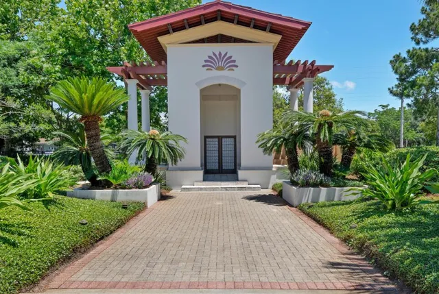 $1,579,000 | 61 Rue Caribe, Miramar Beach, FL 32550