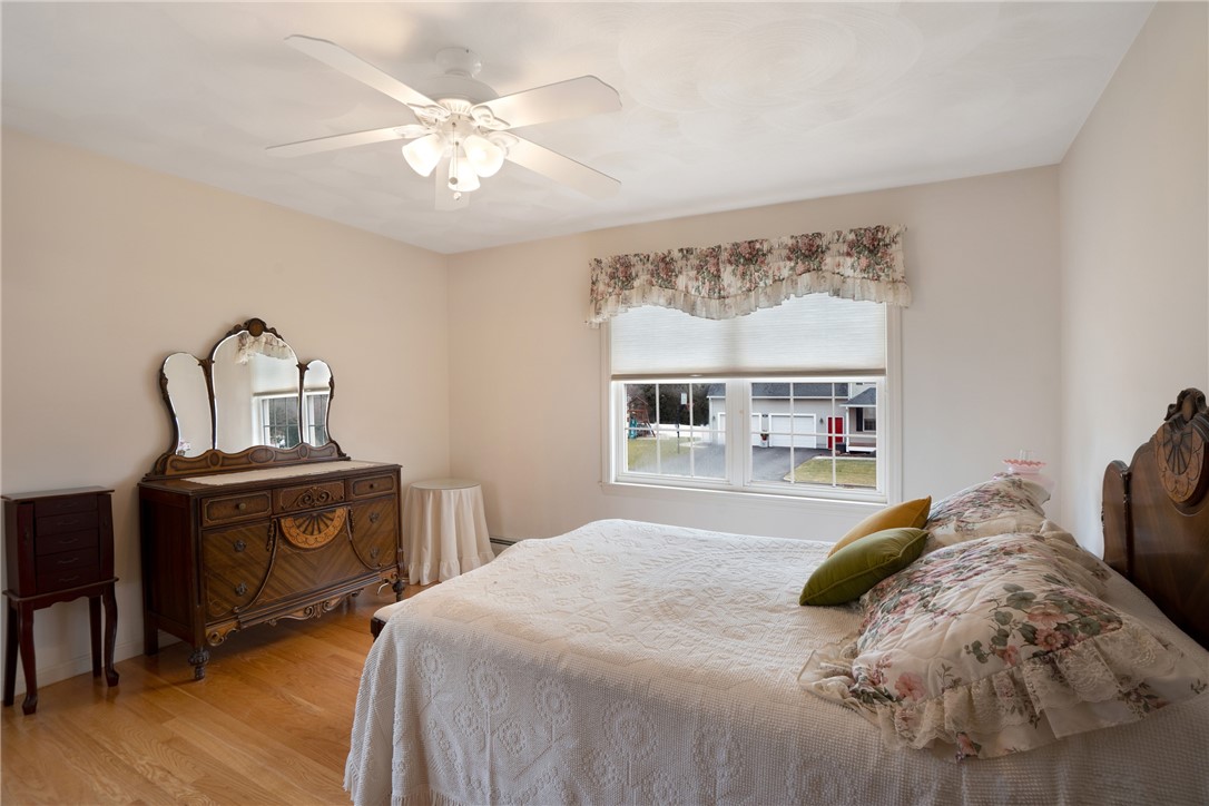 204 Tomahawk Trail Cranston, RI 02921 - Photo 17 of 26 Bedroom