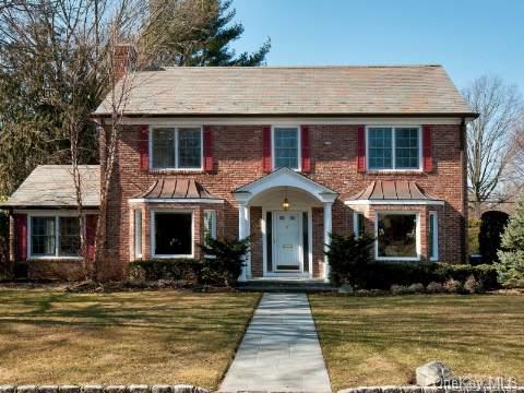 482 Abbey Road Manhasset, NY 11030 - Photo 1 of 1 Gallery Image 1