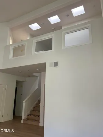 a view of livingroom with furniture