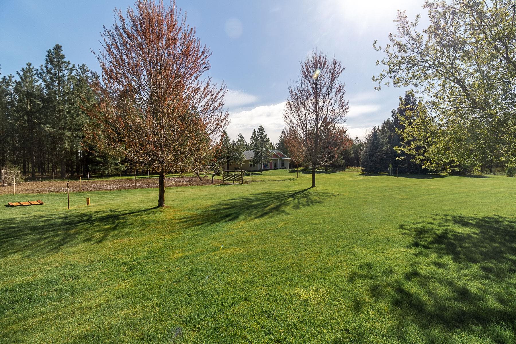 21 West Chattaroy Road Colbert, WA 99005 - Photo 34 of 50 Gallery Image 34