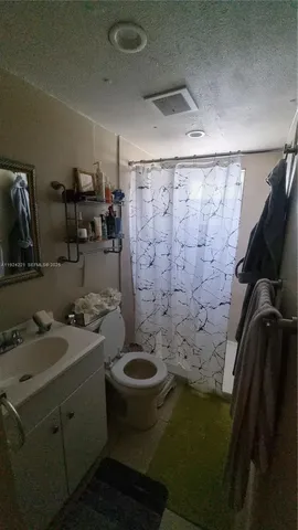 $250,000 | 3170 Southwest 8th Street, Miami, FL 33135