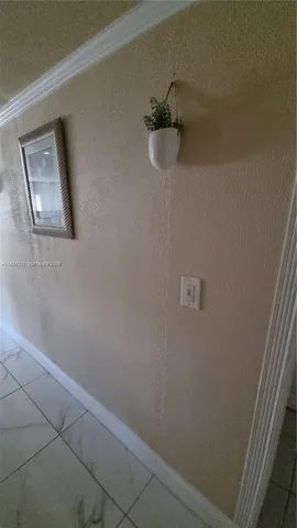 $250,000 | 3170 Southwest 8th Street, Miami, FL 33135