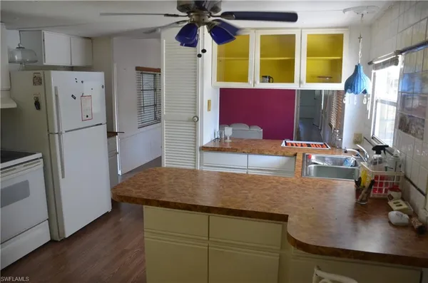 $149,000 | 55 Moorhead Manor, Unit 55, Naples, FL 34112