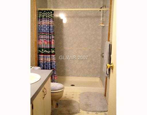 1330 East Brian Road Pahrump, NV 89048 - Photo 4 of 7 Master Bath/Spa.