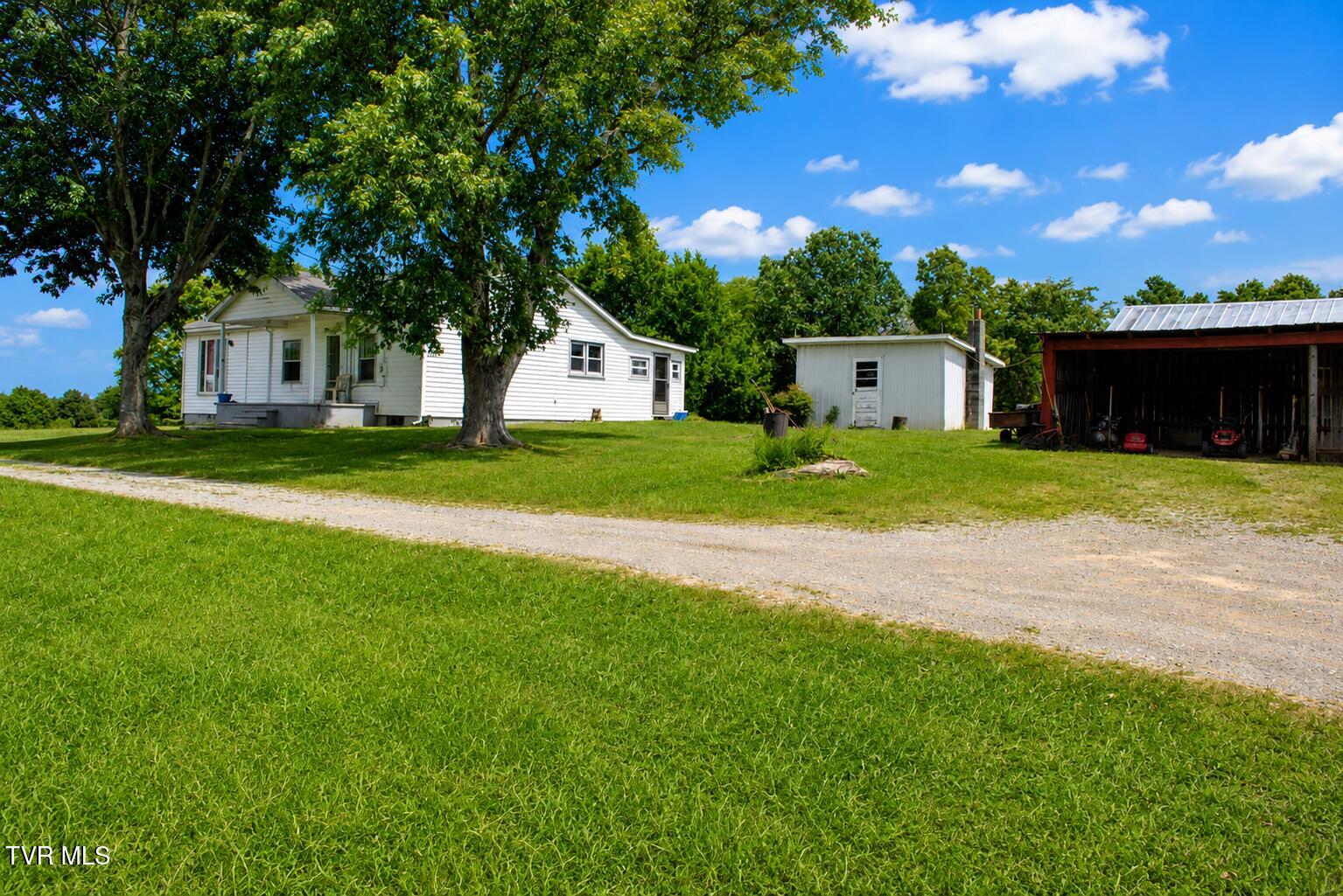 710 Colvert Road Mosheim, TN 37818 - Photo 41 of 57 House and barn 3