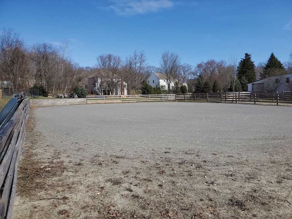 64 Arch Street Westborough, MA 01581 - Photo 31 of 42