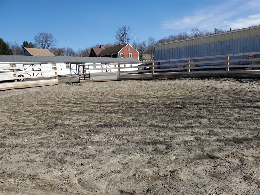 64 Arch Street Westborough, MA 01581 - Photo 32 of 42