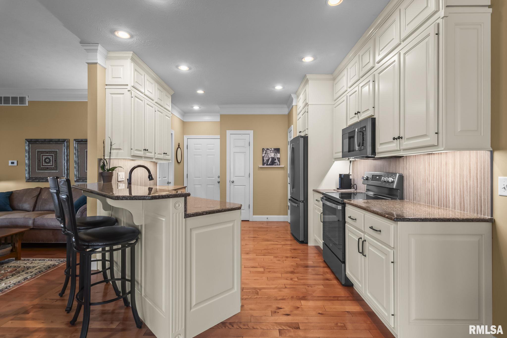 2321 Winners Circle Springfield, IL 62702 - Photo 19 of 50