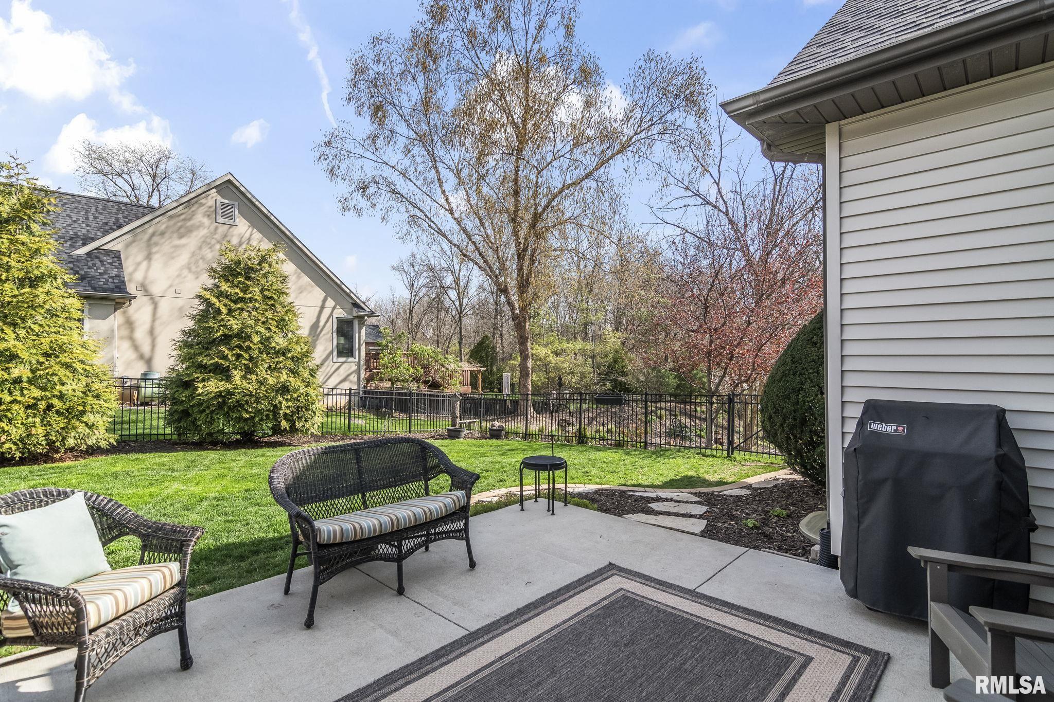 2321 Winners Circle Springfield, IL 62702 - Photo 47 of 50