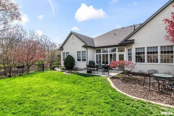 $475,000 | 2321 Winners Circle, Springfield, IL 62702