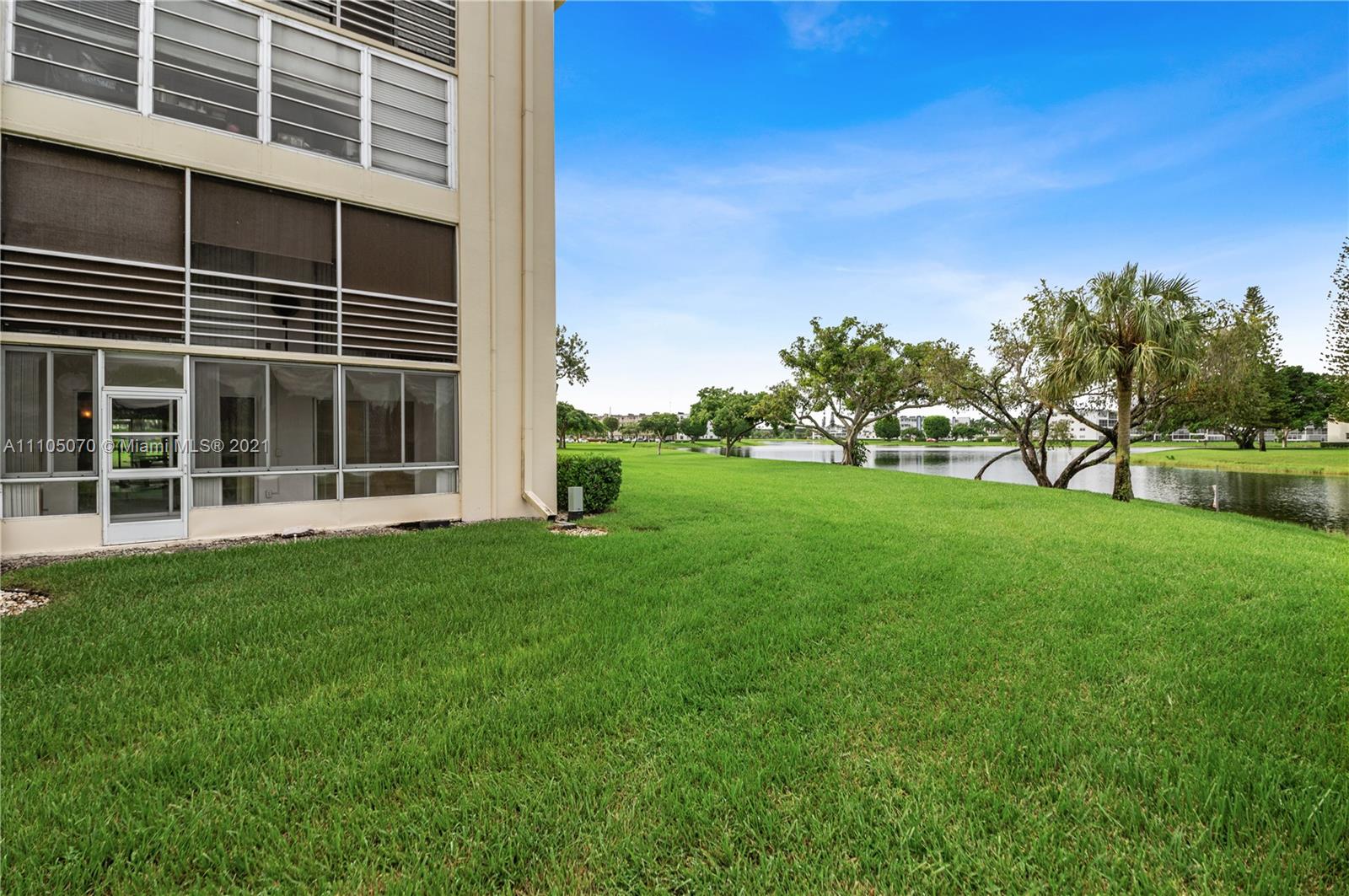 1020 Newcastle A, Unit A Boca Raton, FL 33434 - Photo 2 of 21