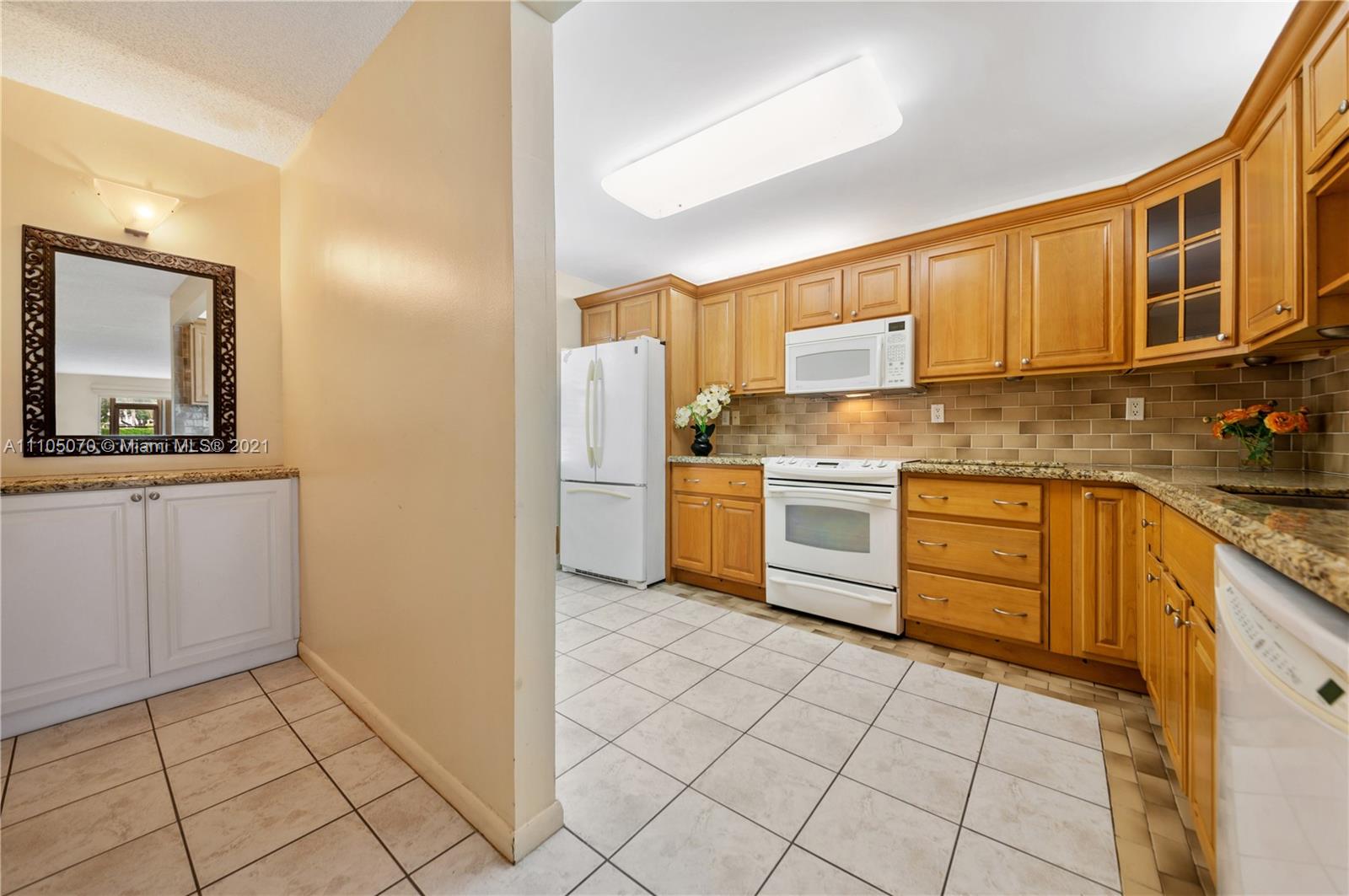 1020 Newcastle A, Unit A Boca Raton, FL 33434 - Photo 9 of 21