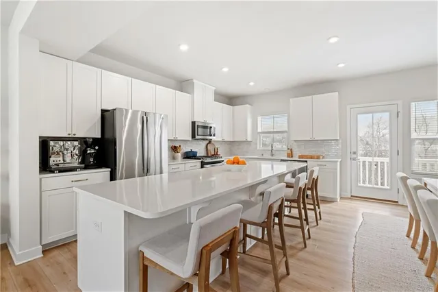 $449,900 | 410 Scharberry Lane, Mars, PA 16046