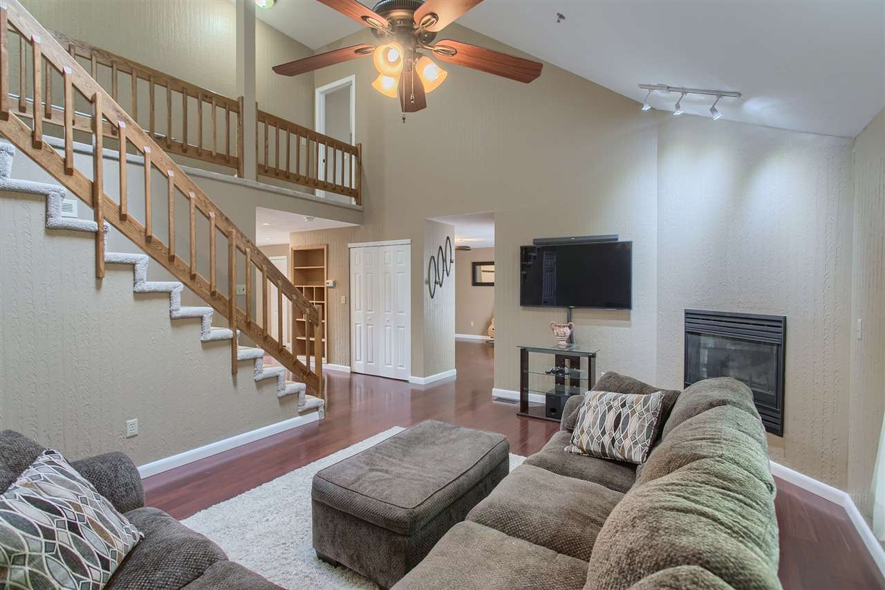 61 Ridgewood Drive, Unit 61 Atkinson, NH 03811 - Photo 1 of 30