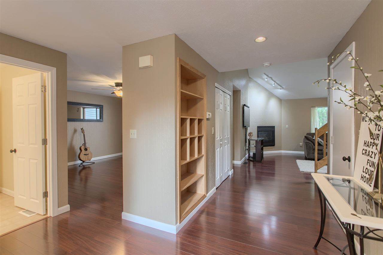 61 Ridgewood Drive, Unit 61 Atkinson, NH 03811 - Photo 8 of 30