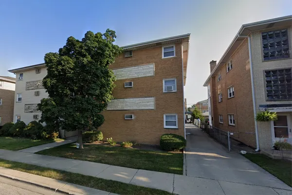 $2,950 | 8212 West Walsh Lane, Unit 1, River Grove, IL 60171