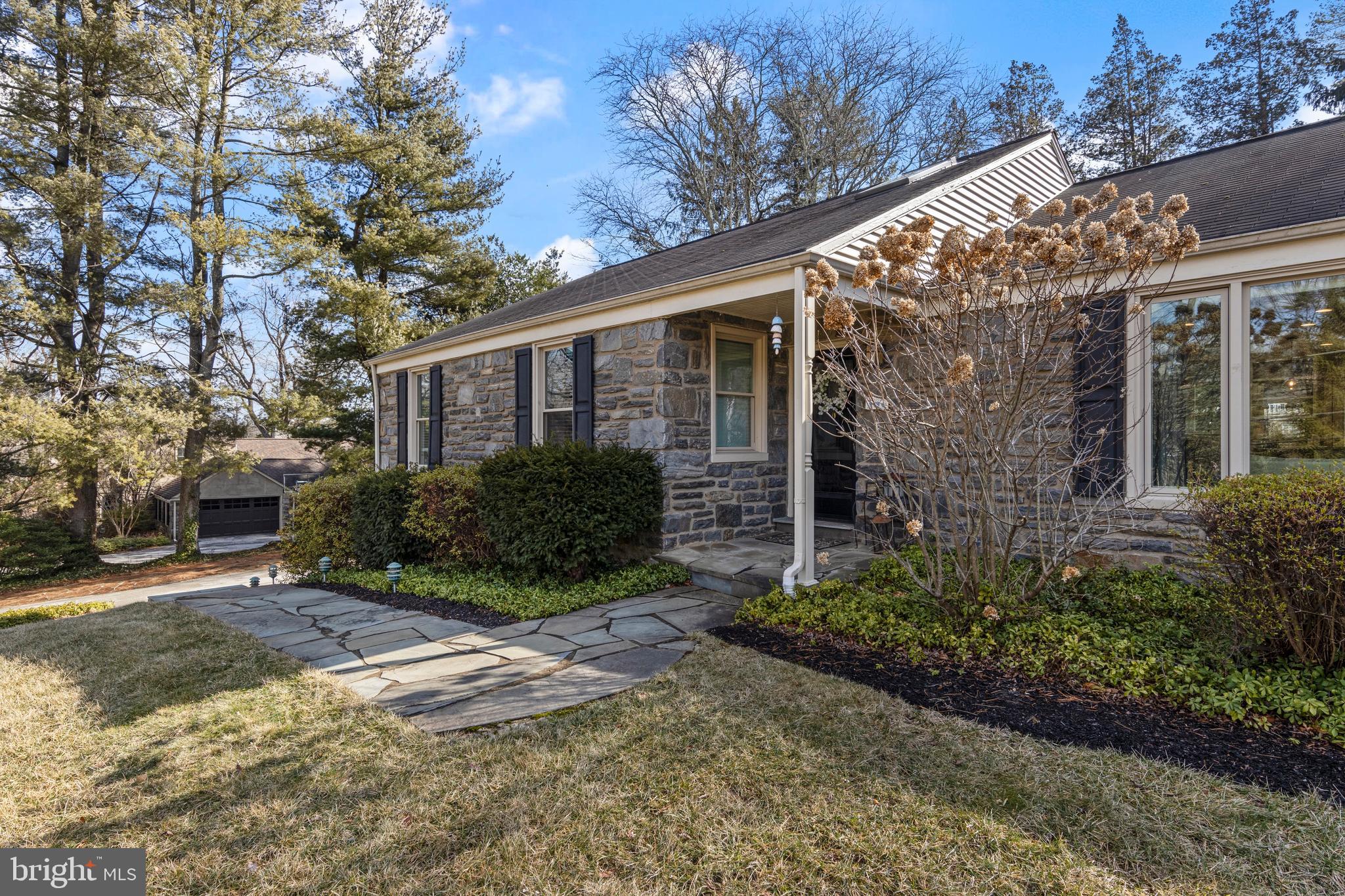 713 Newtown Road Villanova, PA 19085 - Photo 2 of 30 Exterior