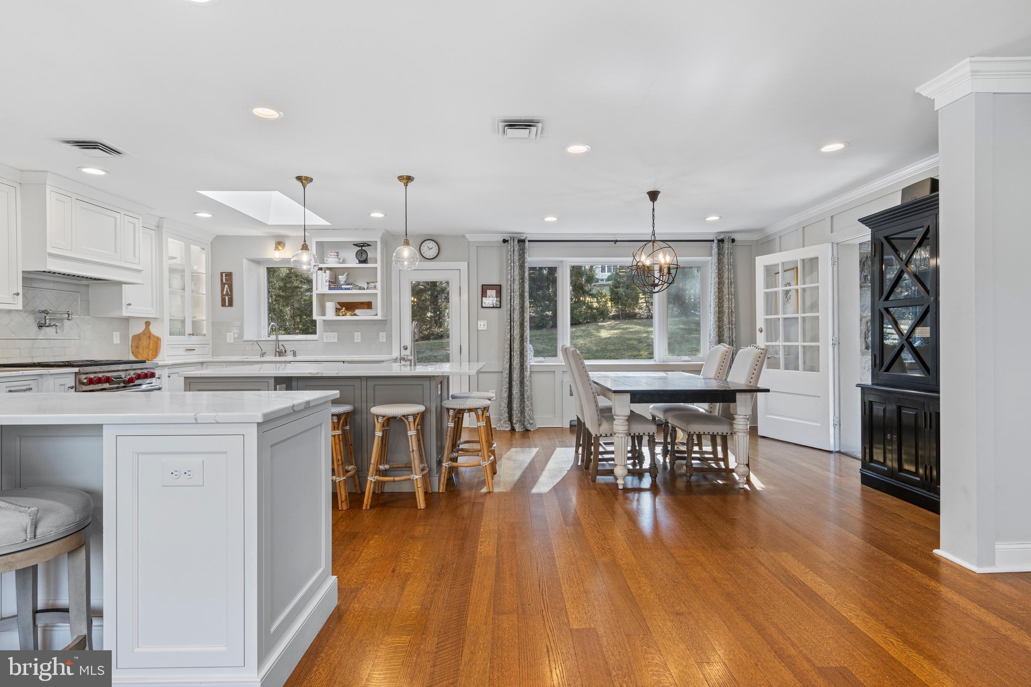 713 Newtown Road Villanova, PA 19085 - Photo 8 of 30 Kitchen/Dining Room