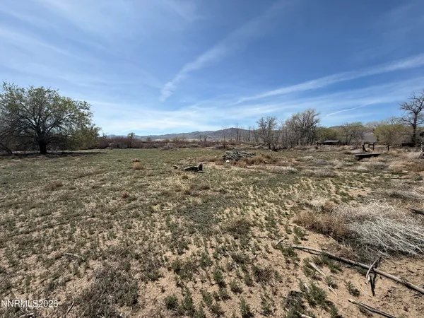 $80,000 | 83 Us Highway 95a North, Yerington, NV 89447