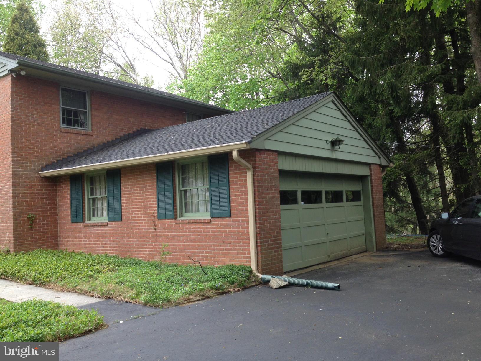 2412 Ravenview Road Lutherville-Timonium, MD 21093 - Photo 2 of 29 Exterior (General)
