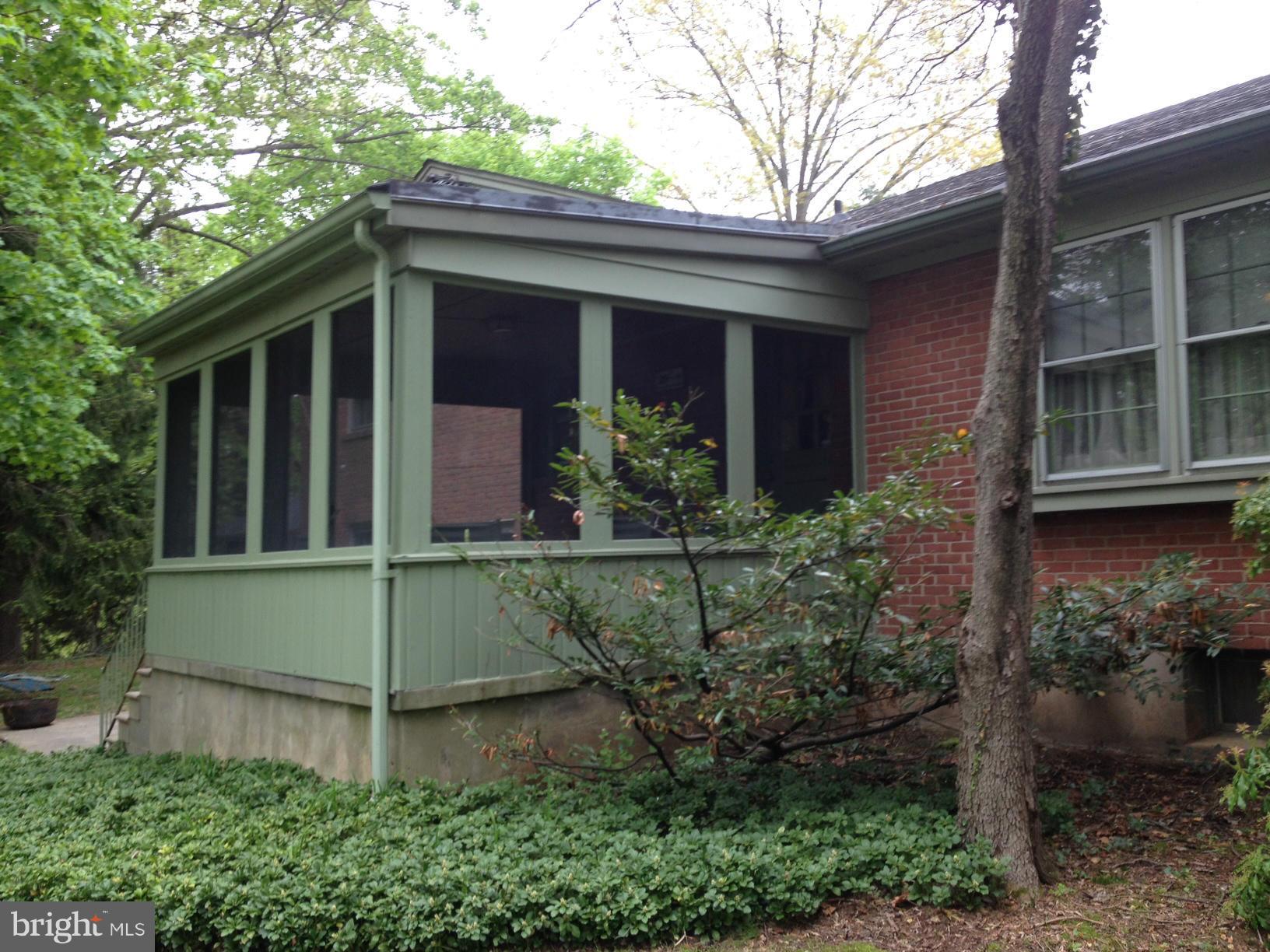 2412 Ravenview Road Lutherville-Timonium, MD 21093 - Photo 11 of 29 Exterior (Rear)