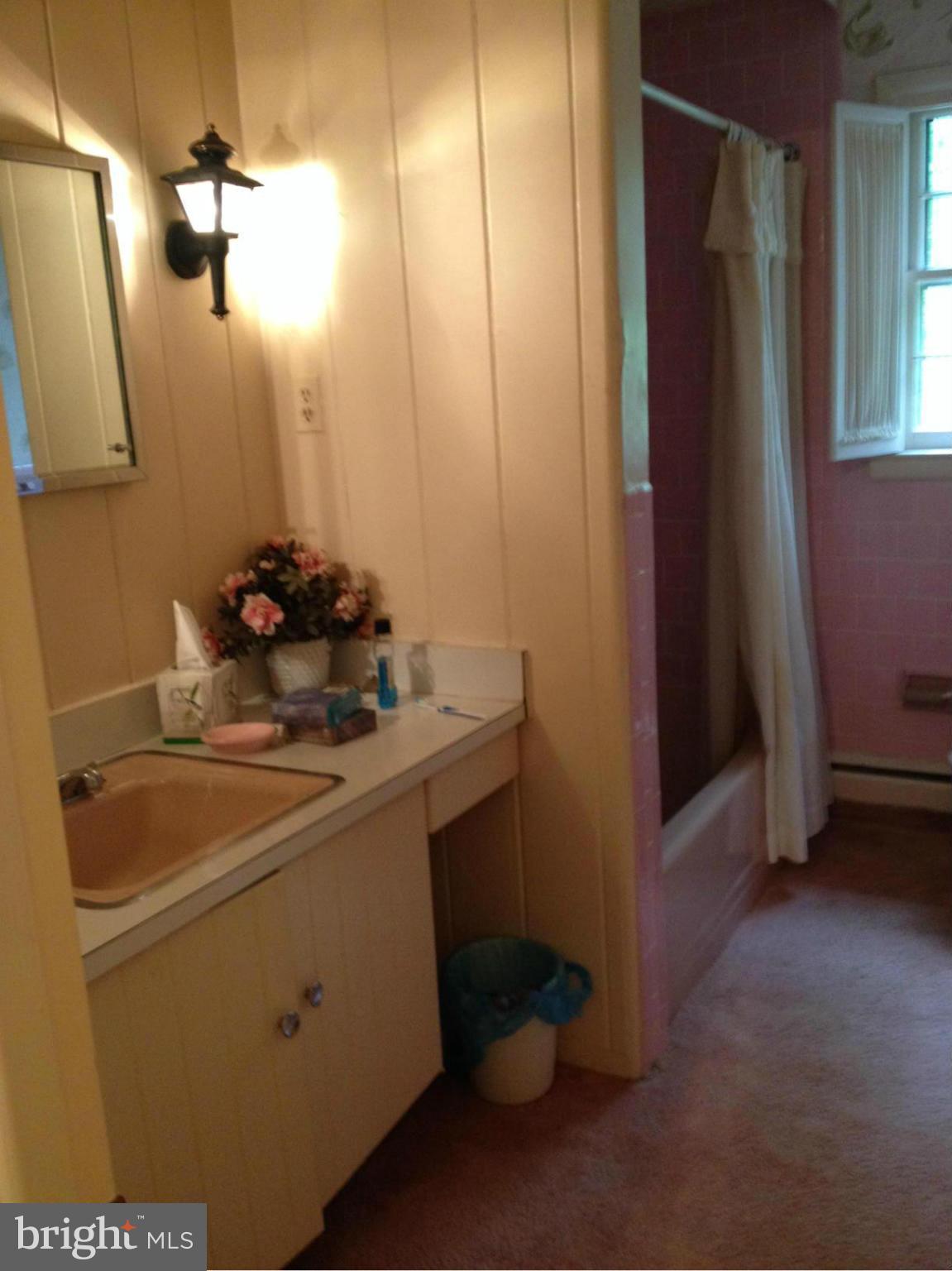 2412 Ravenview Road Lutherville-Timonium, MD 21093 - Photo 20 of 29 Bath