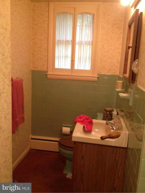 2412 Ravenview Road Lutherville-Timonium, MD 21093 - Photo 23 of 29 Bath