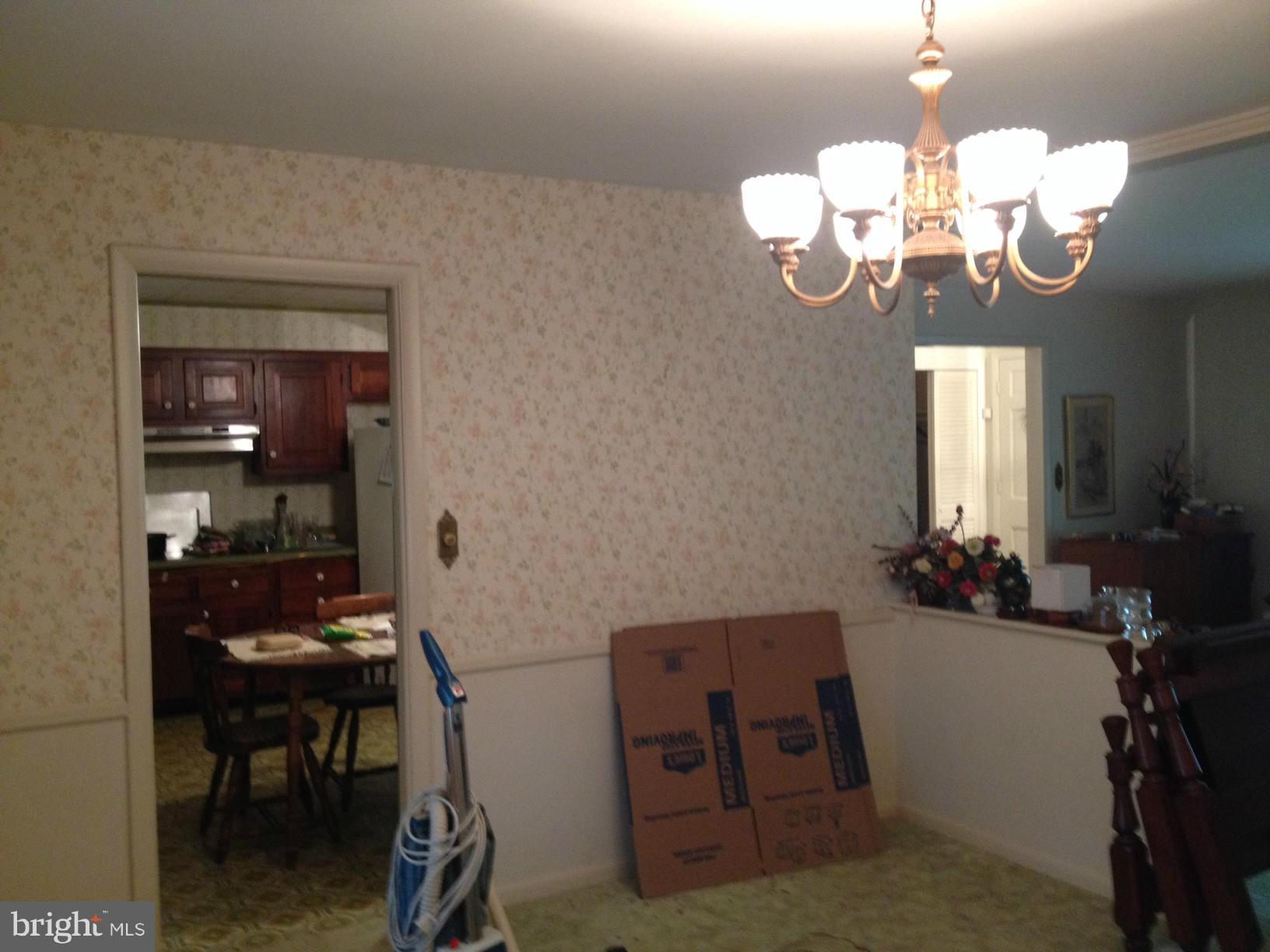 2412 Ravenview Road Lutherville-Timonium, MD 21093 - Photo 7 of 29 Dining Room