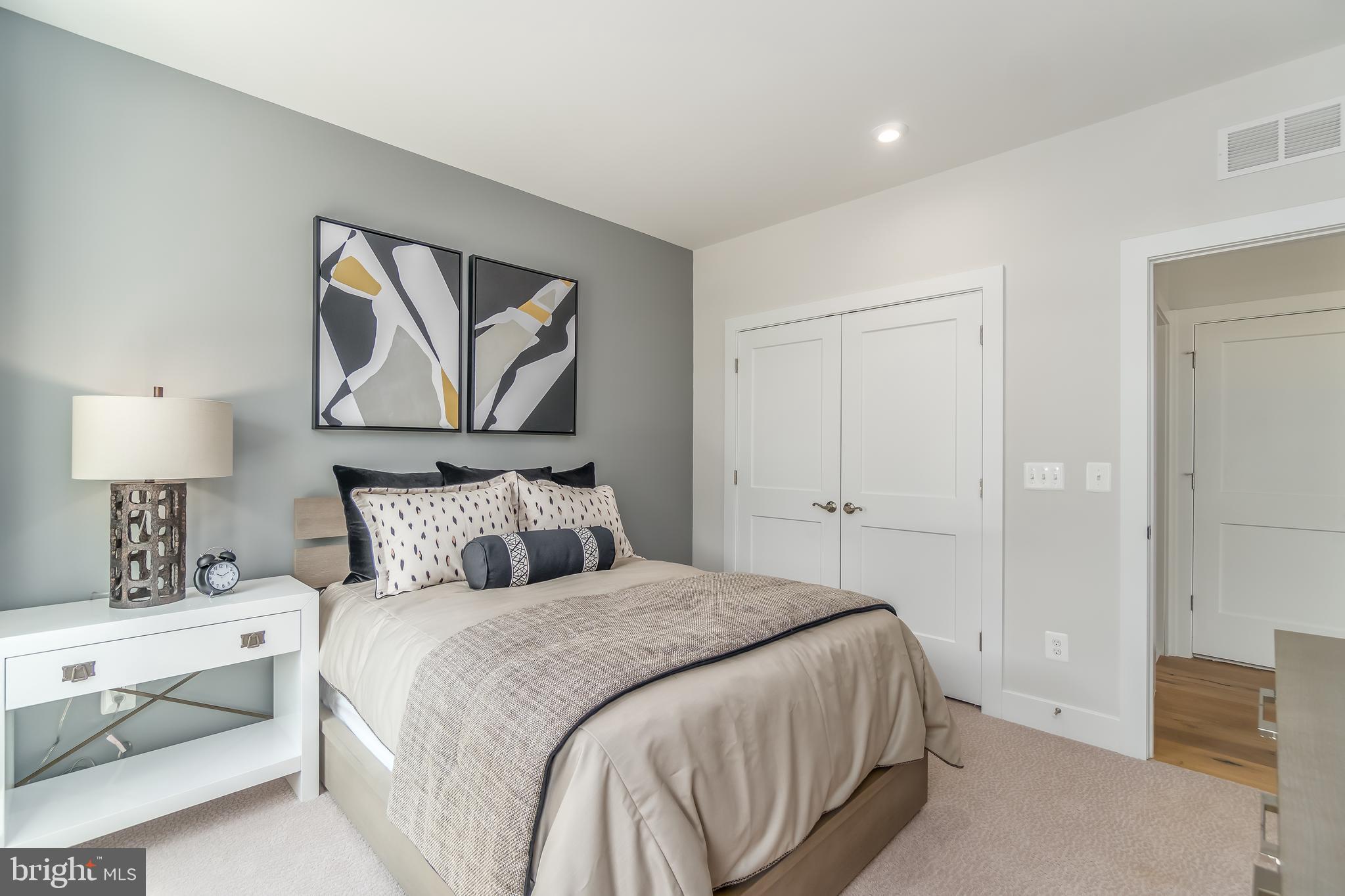 1696 Bandit Loop Reston, VA 20190 - Photo 30 of 41
