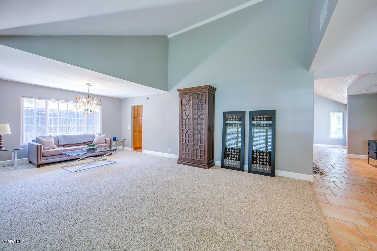 349 Longbranch Road Simi Valley, CA 93065 - Photo 14 of 33 349Longbranch-9