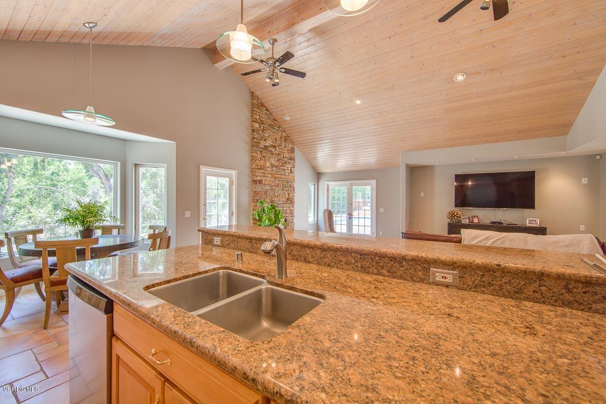 349 Longbranch Road Simi Valley, CA 93065 - Photo 9 of 33 349Longbranch-21
