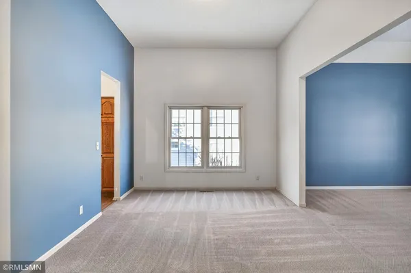 $585,000 | 10005 Antrim Court, Woodbury, MN 55129