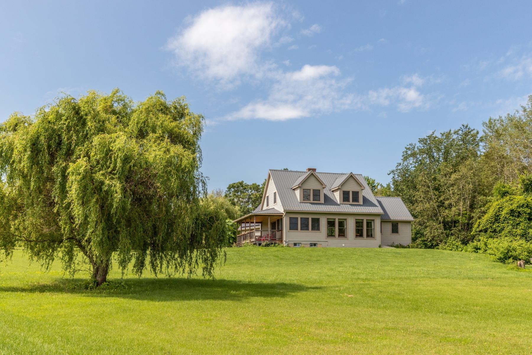55 Bedford Road Ferrisburgh, VT 05491 - Photo 1 of 36 Gallery Image 1