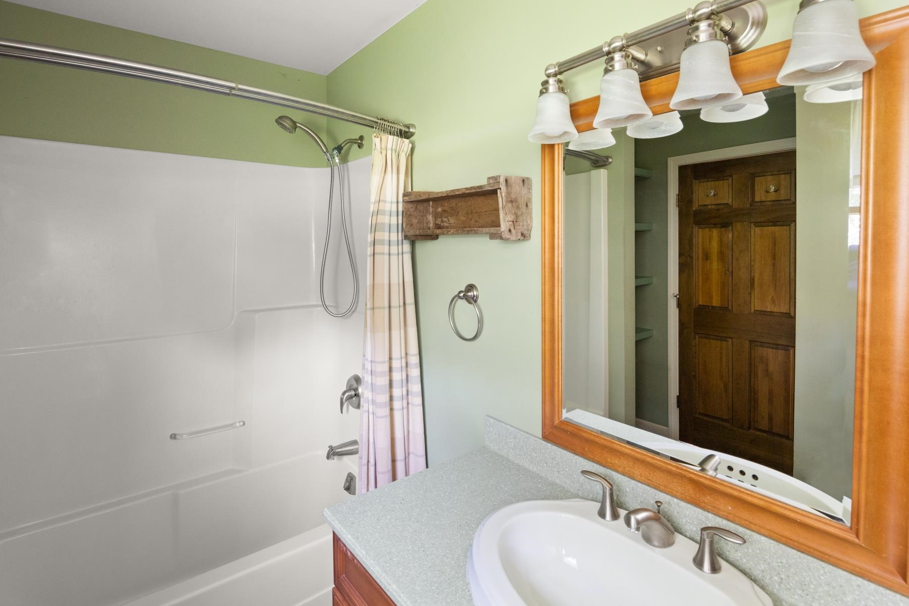 55 Bedford Road Ferrisburgh, VT 05491 - Photo 27 of 36 Gallery Image 27