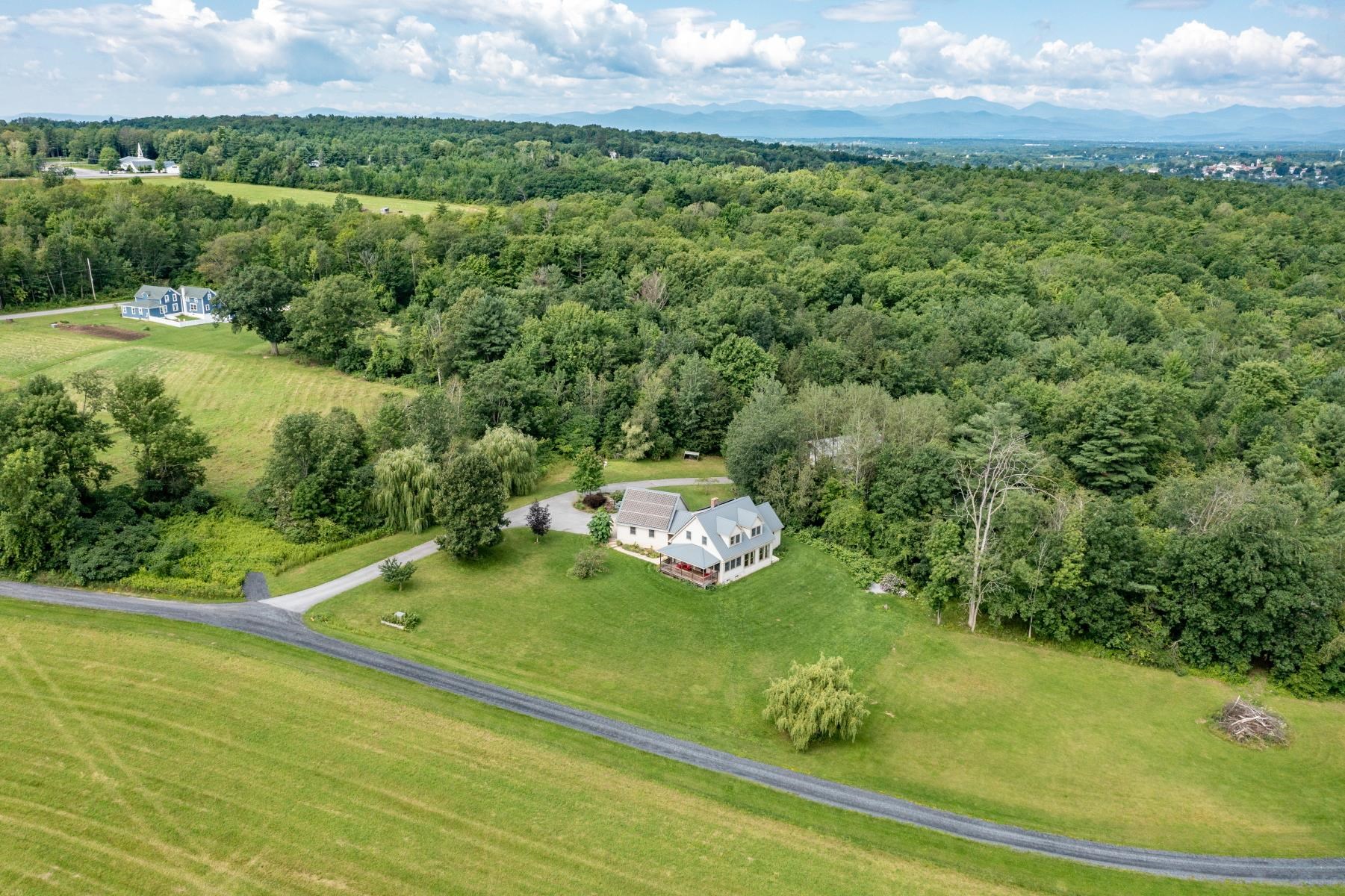 55 Bedford Road Ferrisburgh, VT 05491 - Photo 5 of 36 Gallery Image 5
