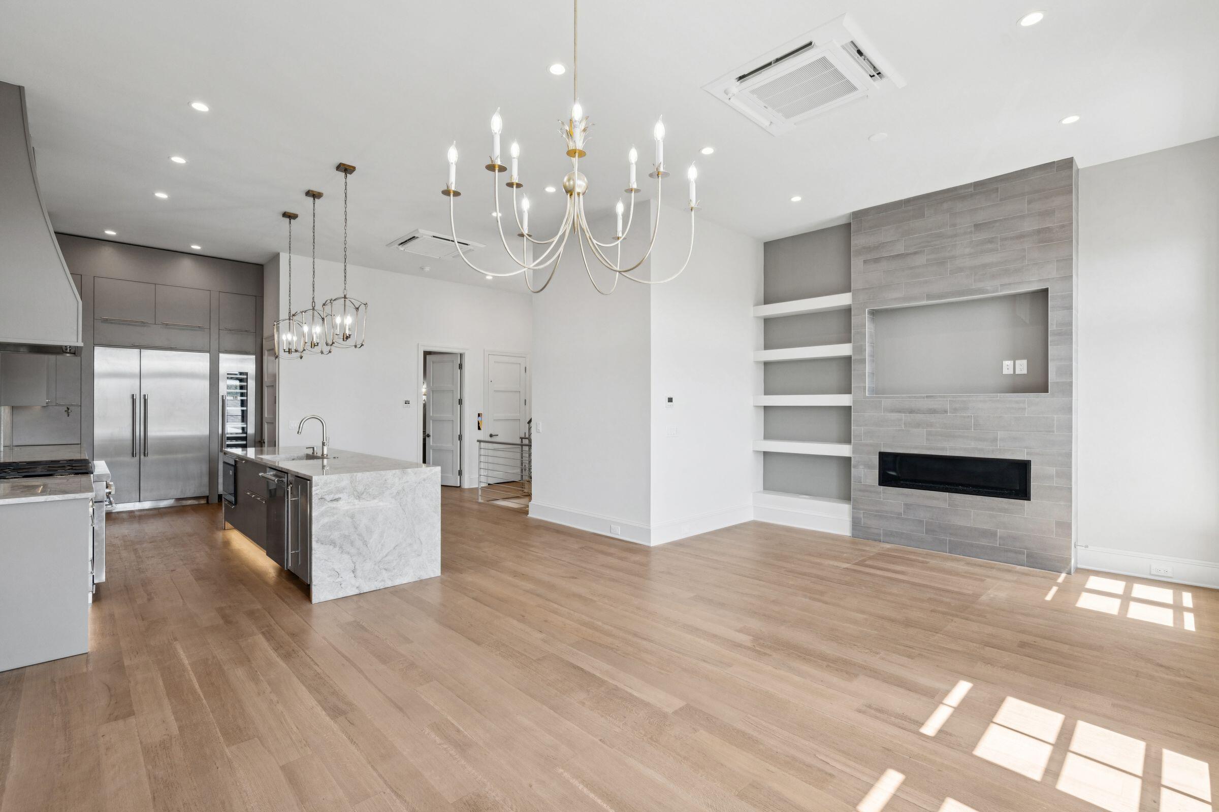 4 Exchange Street Charleston, SC 29401 - Photo 19 of 69 4ExchangeSt-KeenEyeMarketing-023