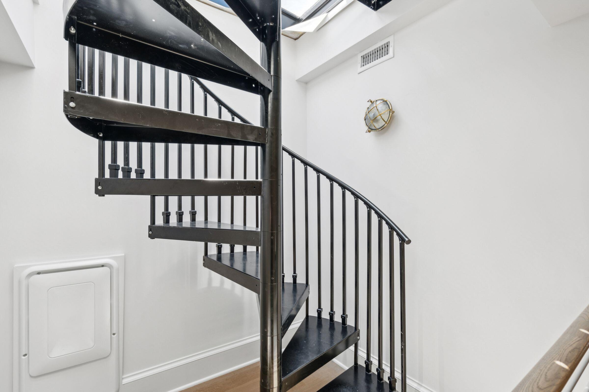 4 Exchange Street Charleston, SC 29401 - Photo 38 of 69 4ExchangeSt-KeenEyeMarketing-046