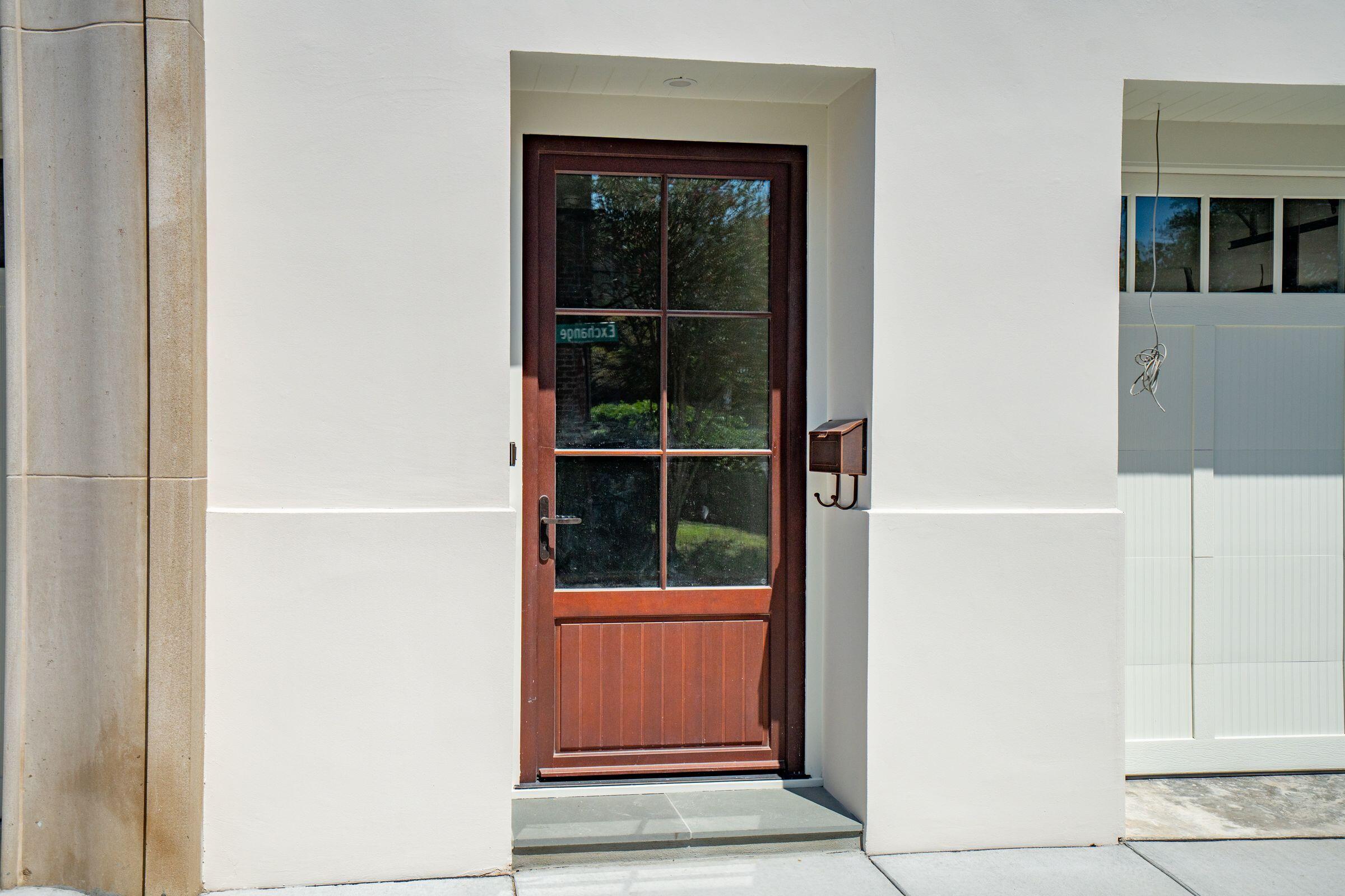 4 Exchange Street Charleston, SC 29401 - Photo 6 of 69 4ExchangeSt-KeenEyeMarketing-007