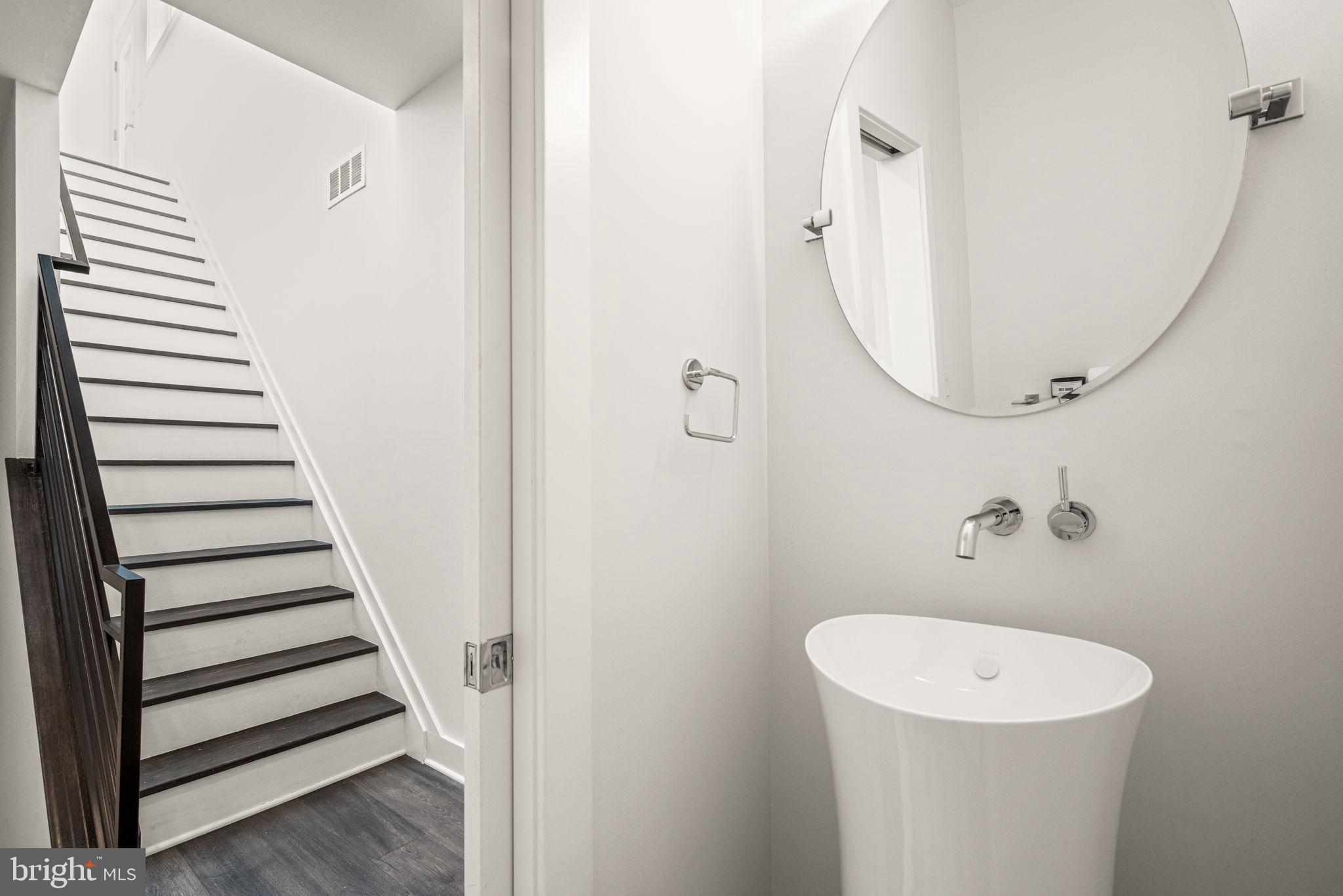 1217 Bainbridge Street Philadelphia, PA 19147 - Photo 34 of 59 Top Floor half bathroom