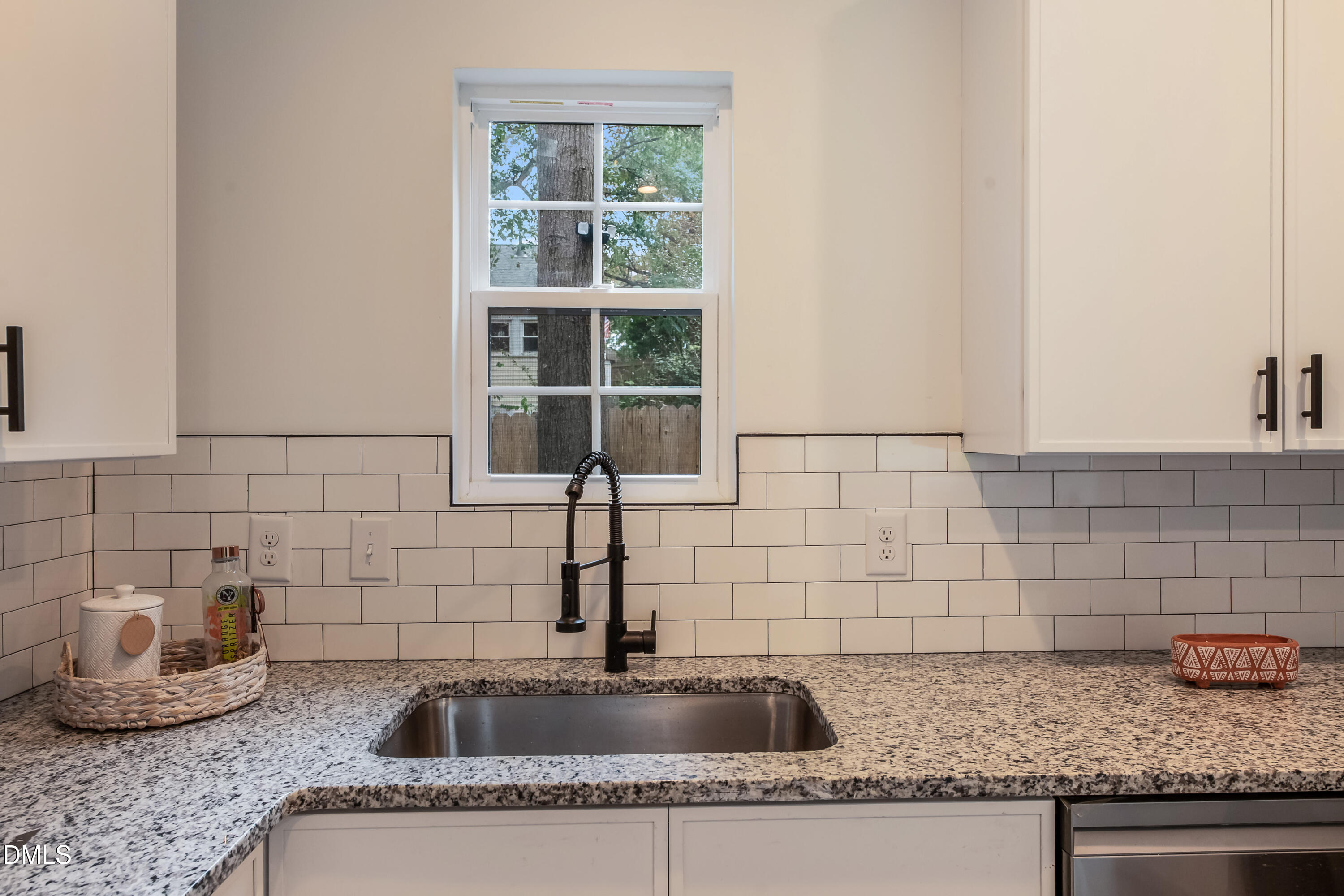 2513 Rochelle Street Durham, NC 27703 - Photo 6 of 31 6