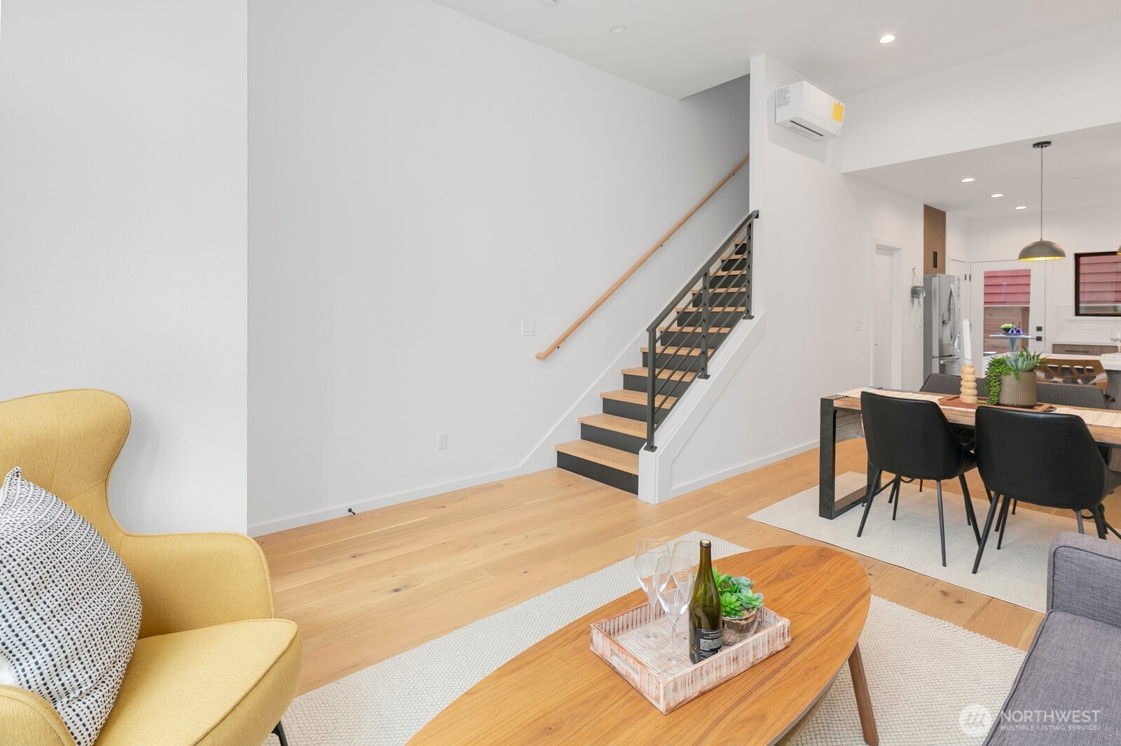 5253 B California Avenue Southwest Seattle, WA 98136 - Photo 13 of 31
