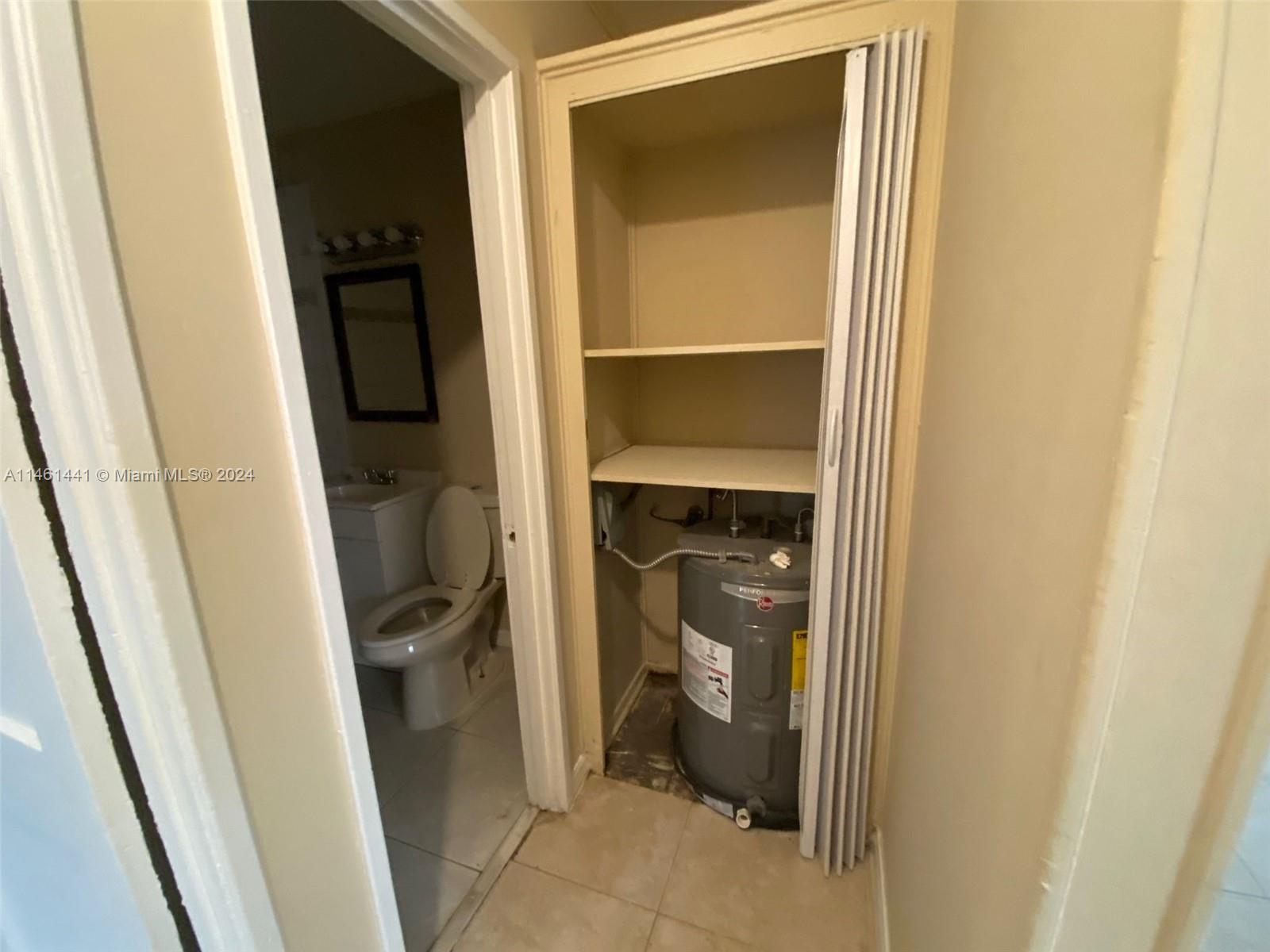 547 West 3rd Street Riviera Beach, FL 33404 - Photo 14 of 37 Gallery Image 14