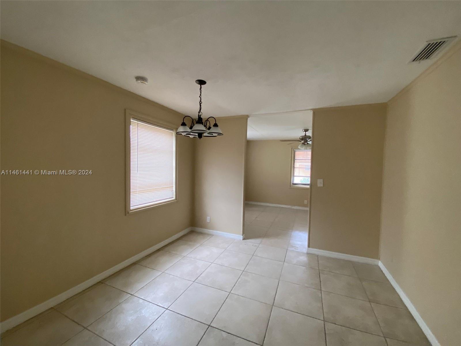 547 West 3rd Street Riviera Beach, FL 33404 - Photo 19 of 37 Gallery Image 19