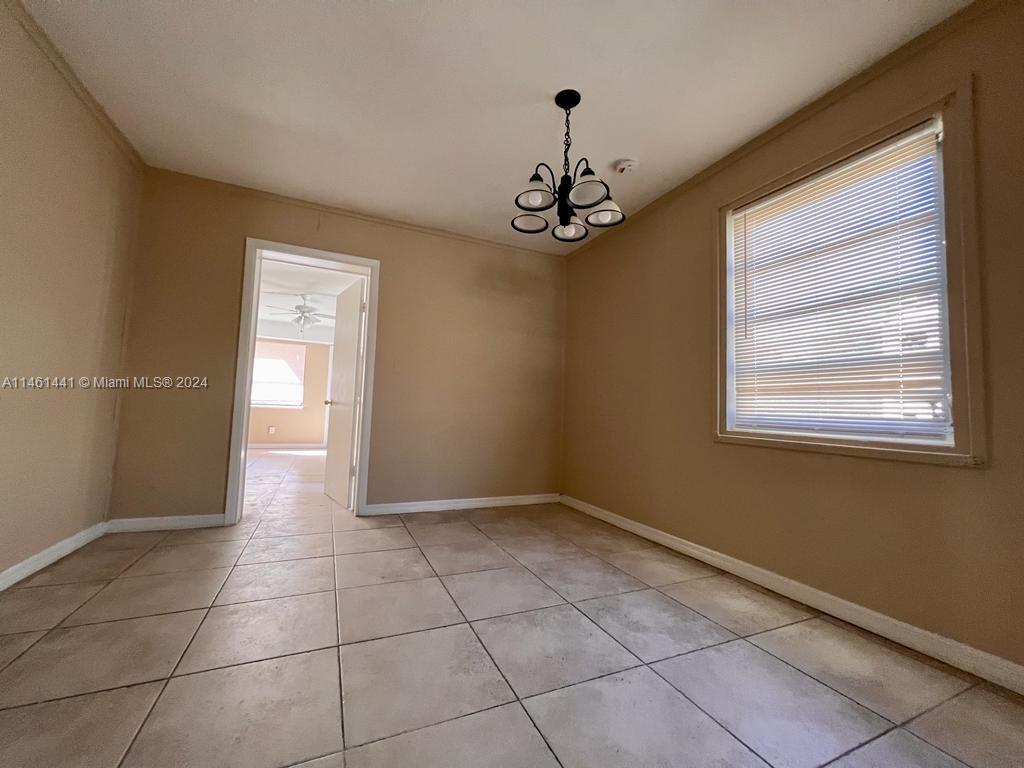547 West 3rd Street Riviera Beach, FL 33404 - Photo 21 of 37 Gallery Image 21