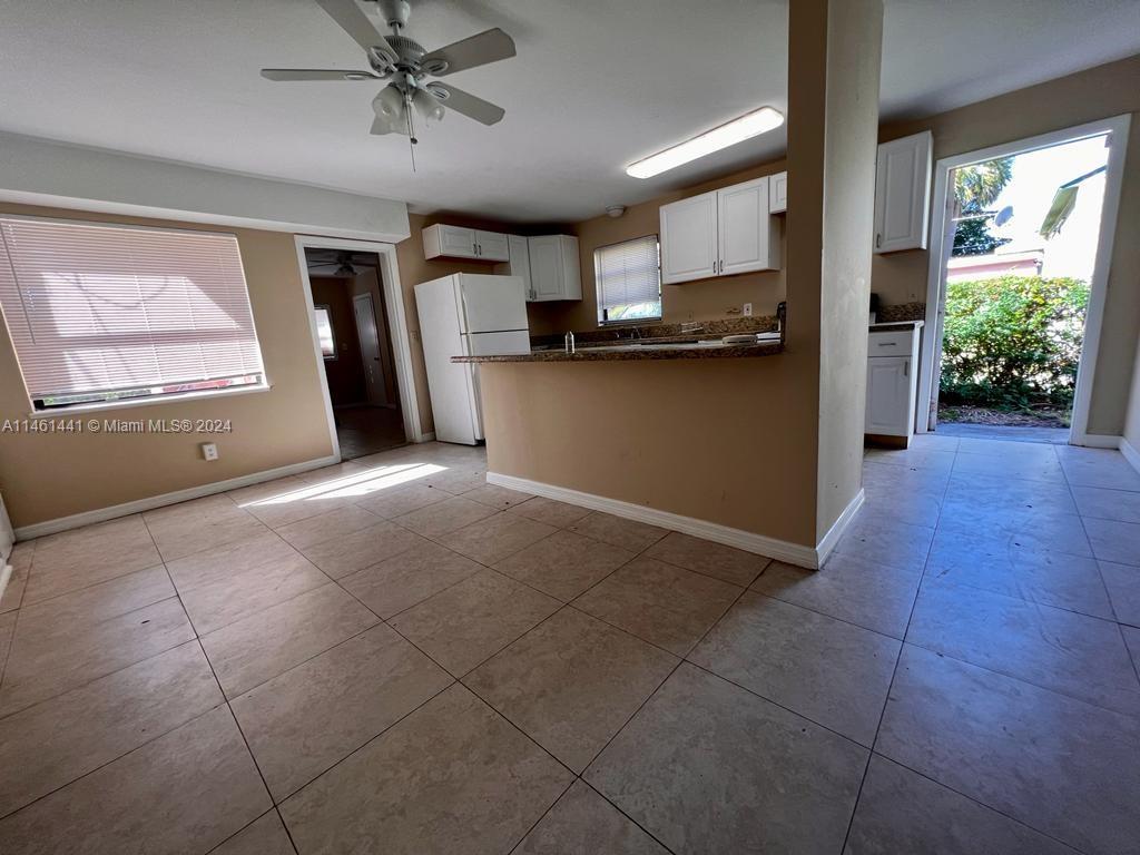 547 West 3rd Street Riviera Beach, FL 33404 - Photo 28 of 37 Gallery Image 28