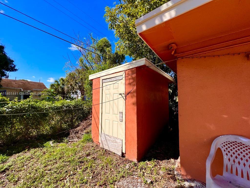 547 West 3rd Street Riviera Beach, FL 33404 - Photo 32 of 37 Gallery Image 32