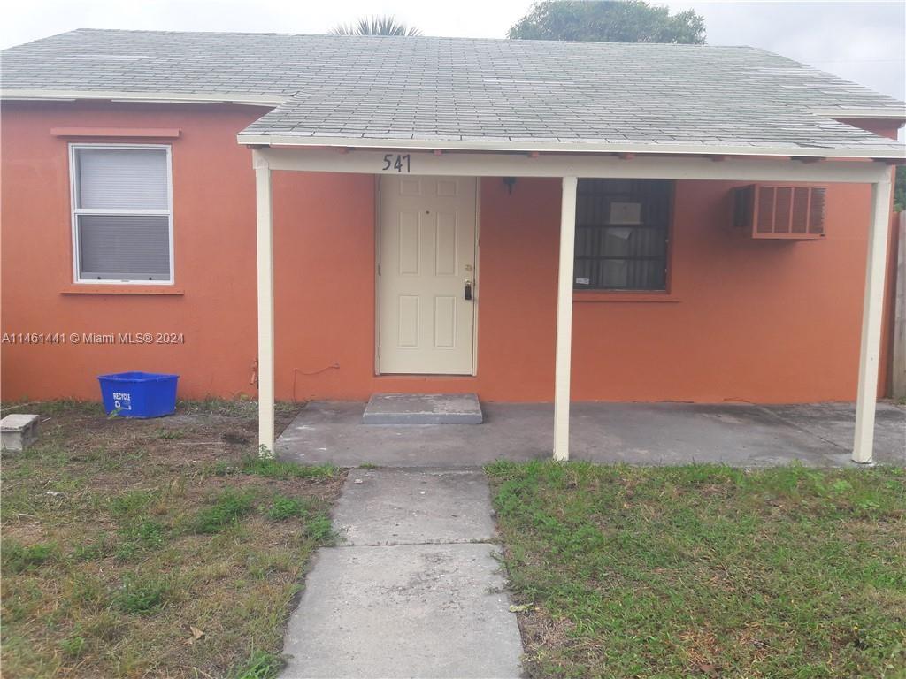 547 West 3rd Street Riviera Beach, FL 33404 - Photo 36 of 37 Gallery Image 36