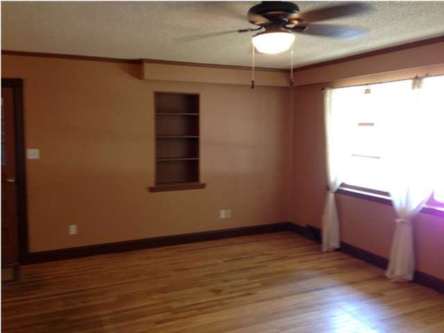 6222 North Grandriver Road Newburgh, IN 47630 - Photo 7 of 30 Gallery Image 7