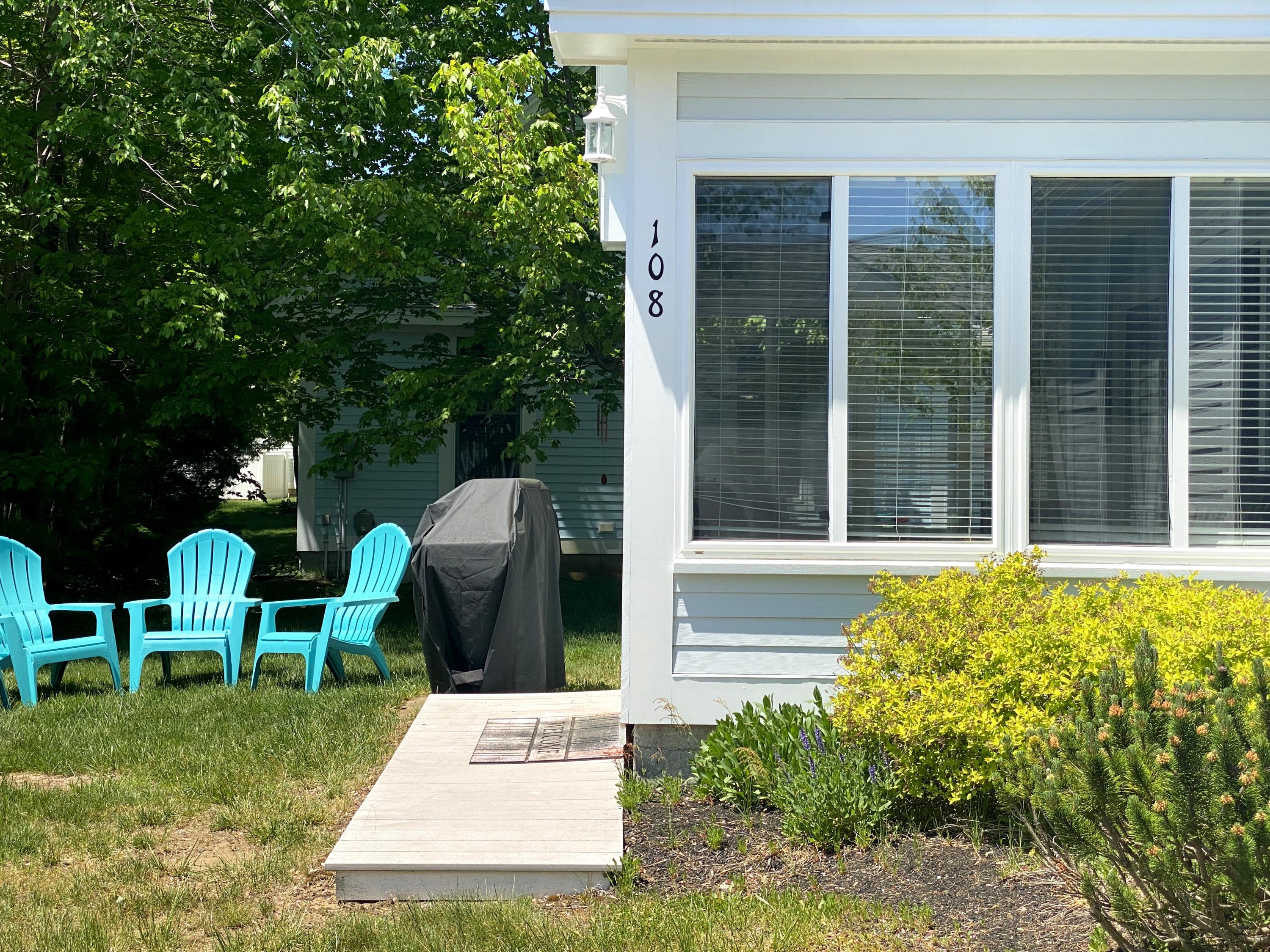 454 Post Road, Unit 108 Wells, ME 04090 - Photo 7 of 31 IMG-4943
